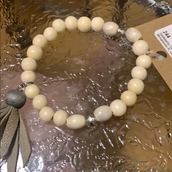 3/$15 wooden bead Bracelet - Picture 8 of 9